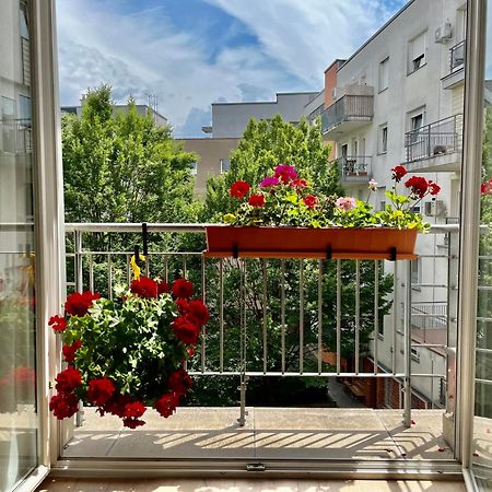 Feel Home Deluxe Corvin # Free Parking # Ac # Elevator Budapest Eksteriør billede