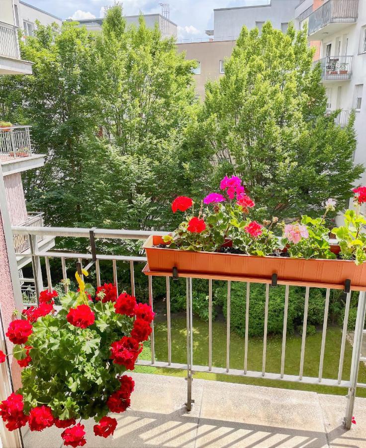 Feel Home Deluxe Corvin # Free Parking # Ac # Elevator Budapest Eksteriør billede
